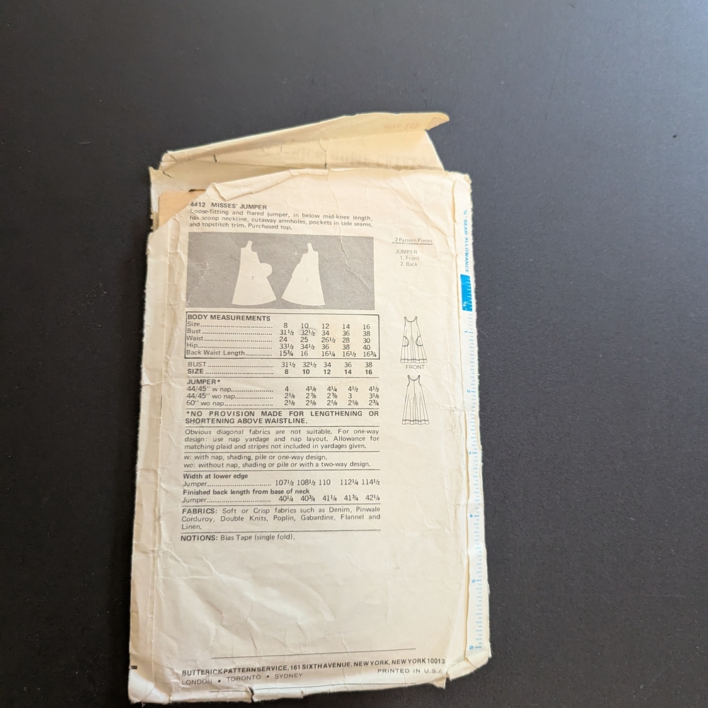 Butterick Sewing Pattern 4412 - Picture 2 of 4